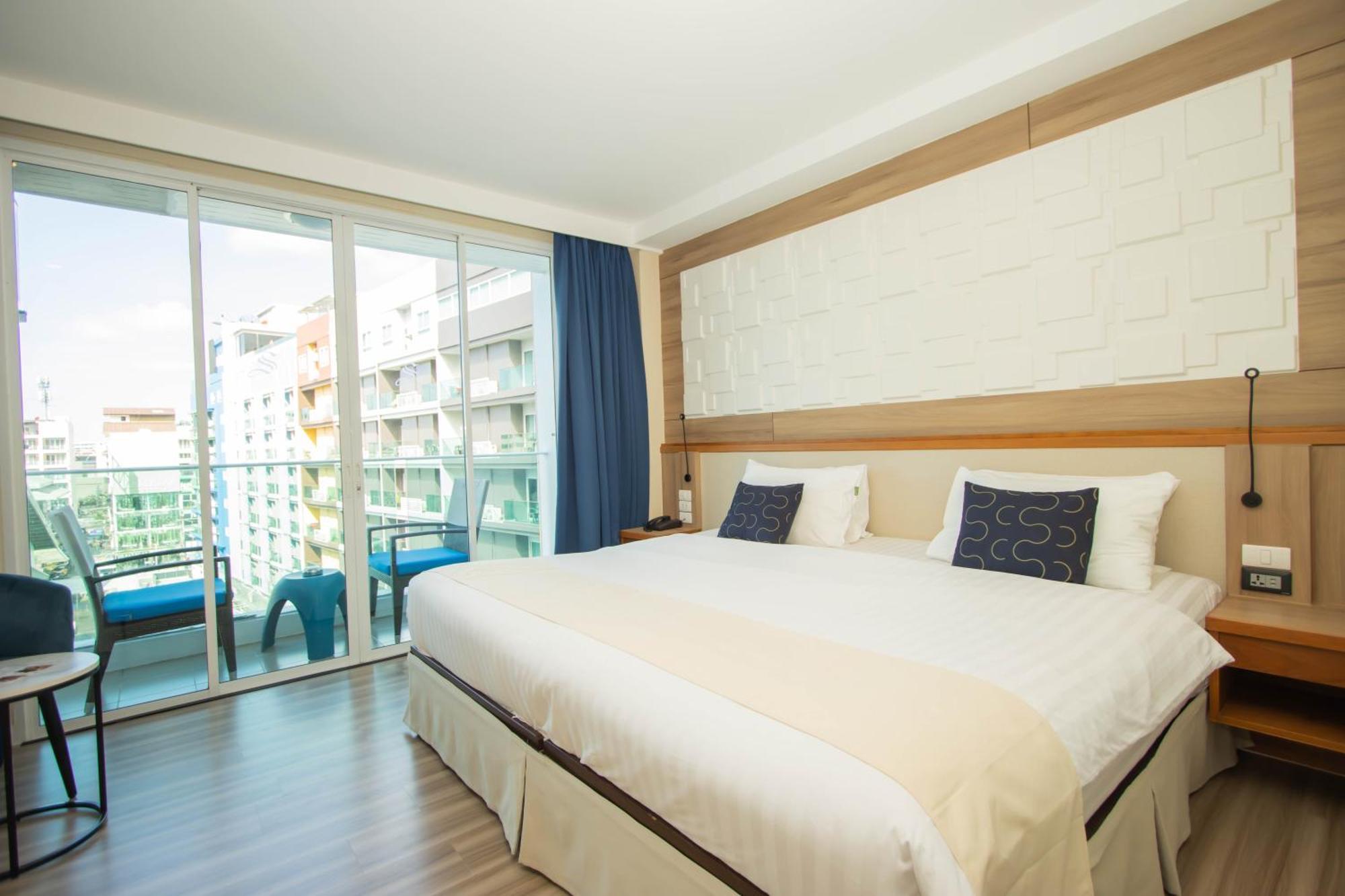 Sira Grande Hotel & Spa Patong Luaran gambar