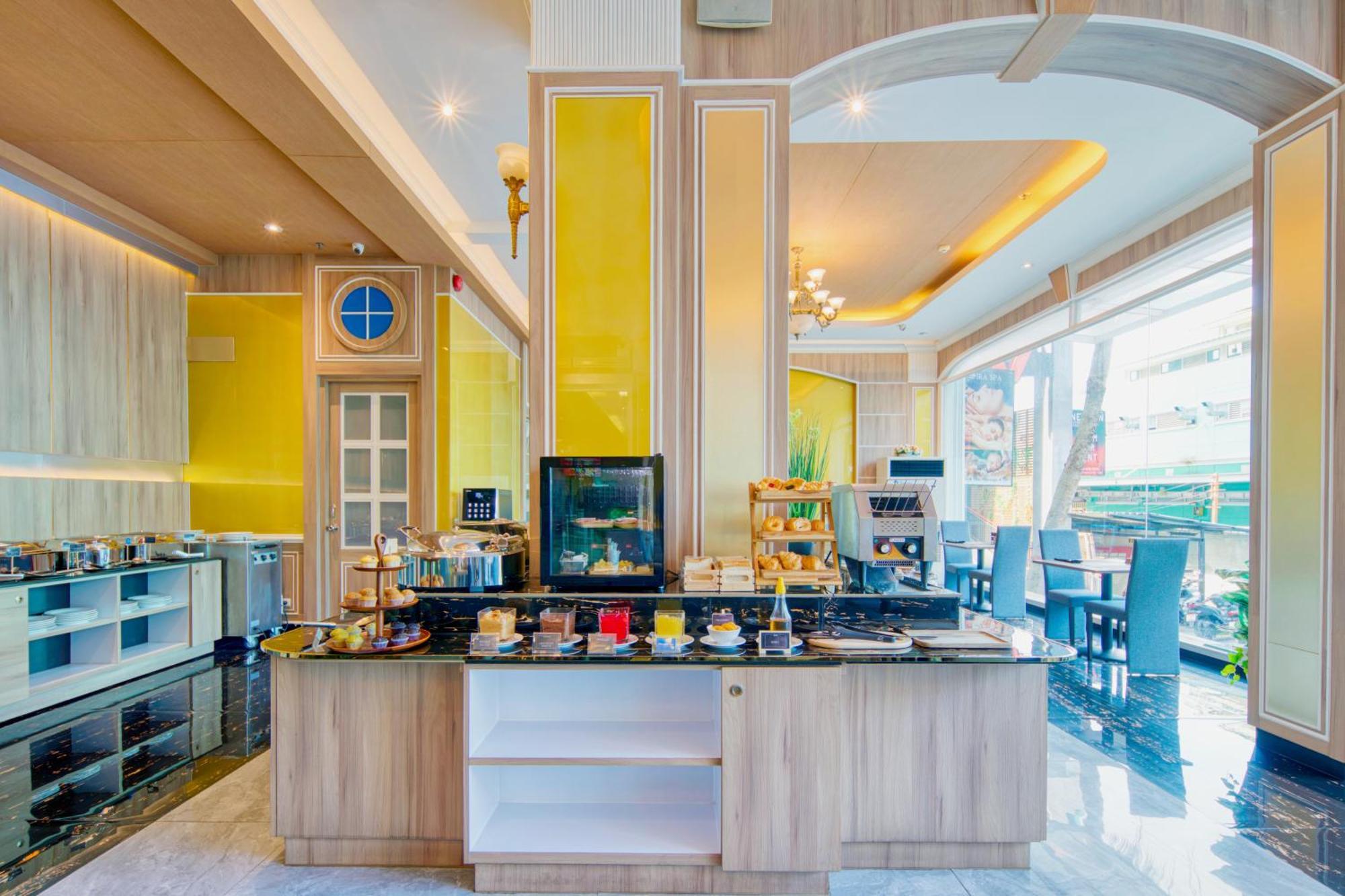 Sira Grande Hotel & Spa Patong Luaran gambar